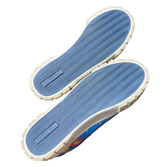 Farm Rio Macaw Tropical Platform Sneaker NWT Size - Picture 7 of 9